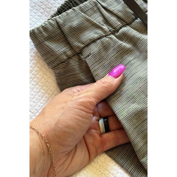 NWOT Lululemon On the Fly Dark Olive Full Length Women's Pants Size 4 - Picture 2 of 9